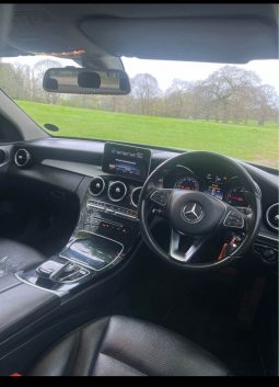 
										Mercedes Benz C220 full									