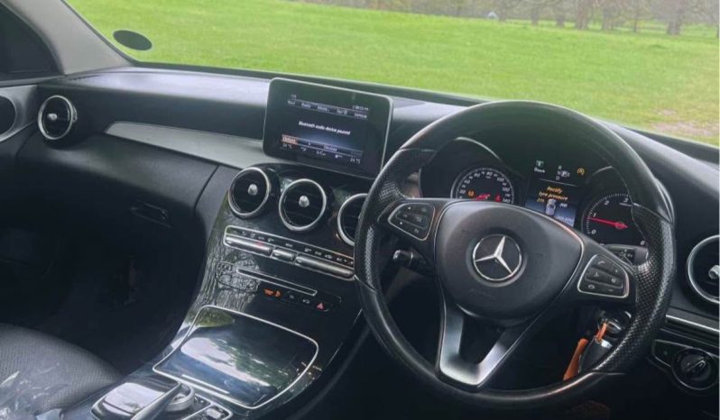 
								Mercedes Benz C220 full									