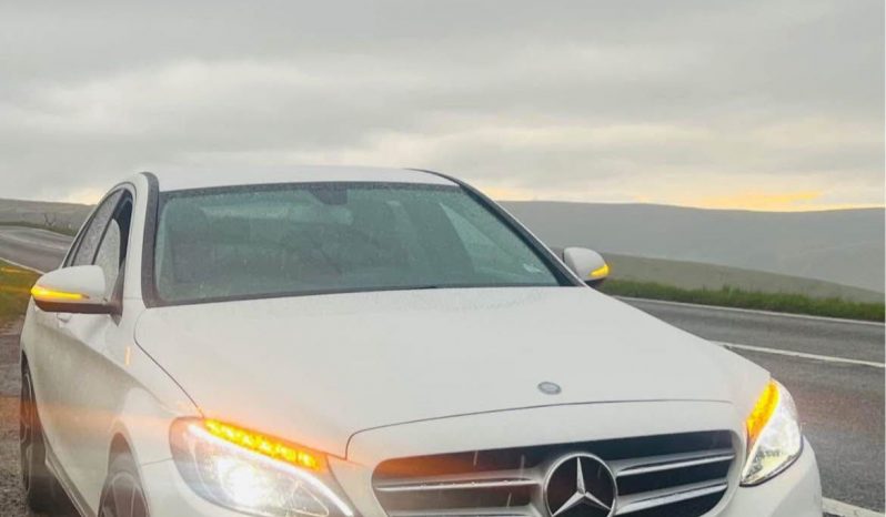 
								Mercedes Benz C220 full									